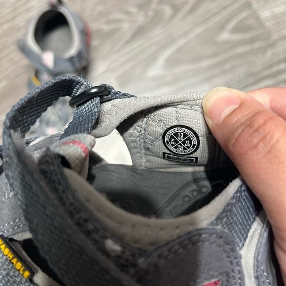 KEEN Girls Sandals-Size 13US - Picture 7 of 7